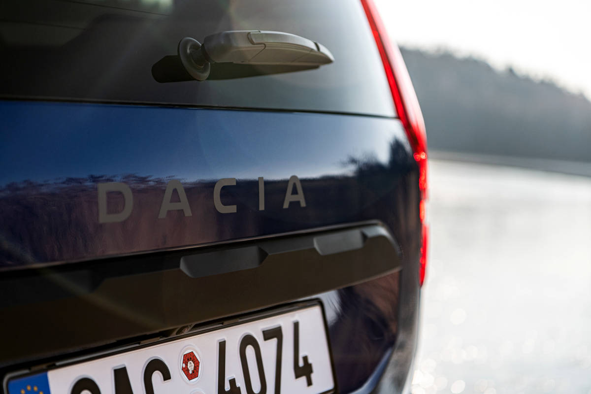 2022-Dacia_Jogger-prvni_jizda-4