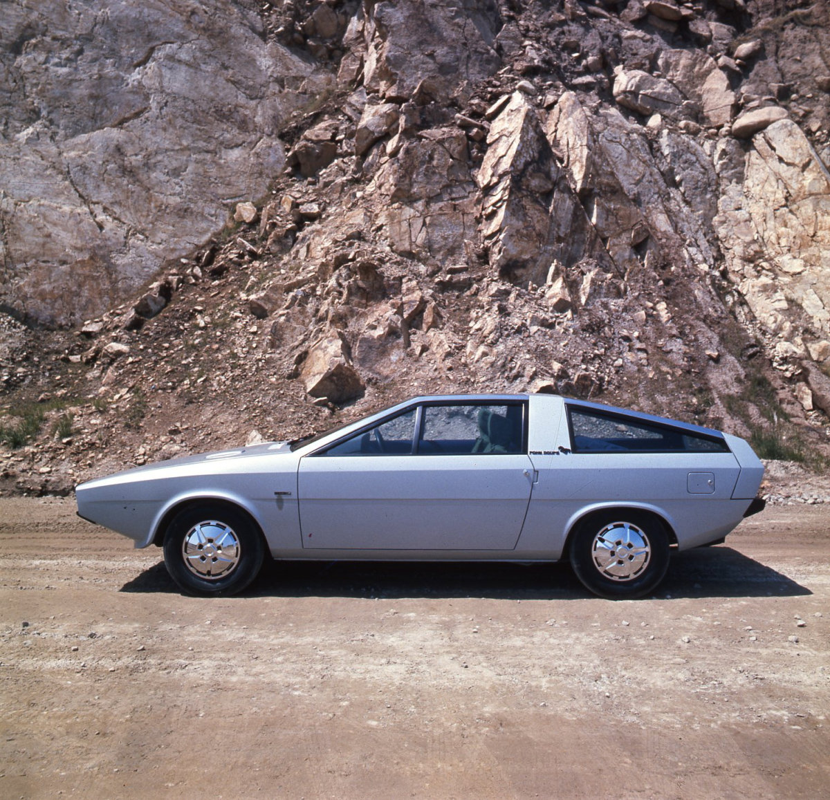 hyundai-giorgetto-giugiaro-1974-pony-coupe-concept-01_jpg
