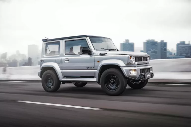 Stylovější Suzuki Jimny 4Style představeno. Má například úplně lakovanou karoserii