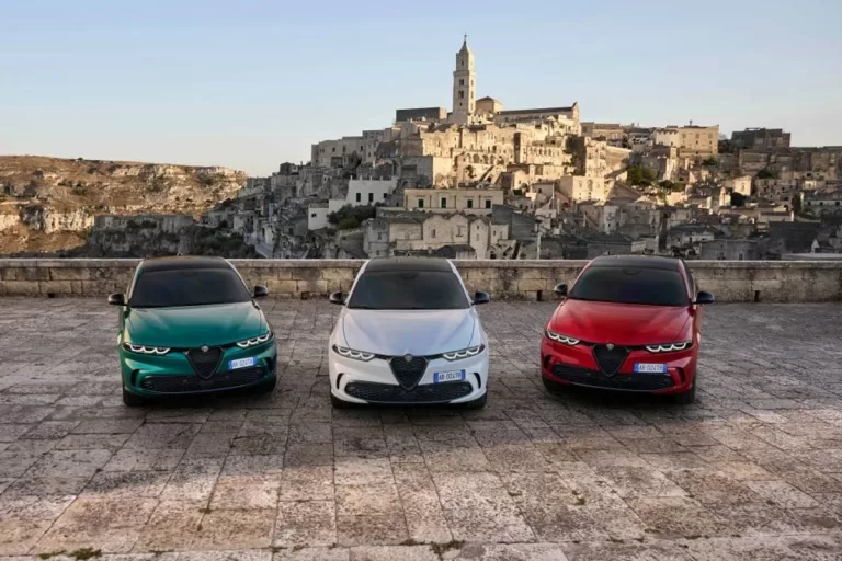 Modely Alfa Romeo Giulia, Stelvio a Tonale si teď můžete koupit ve speciální edici Tributo Italiano