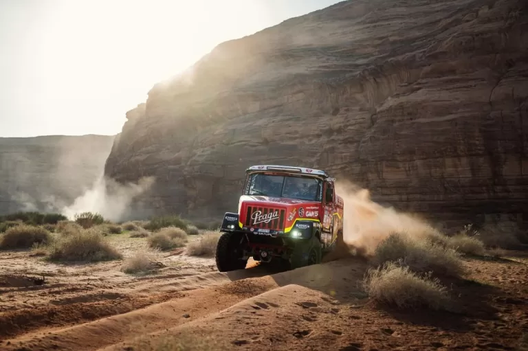 Rallye Dakar 2024 po 3. etapě: Aleš Loprais vyhrál etapu a vede i celkové pořadí v kamionech