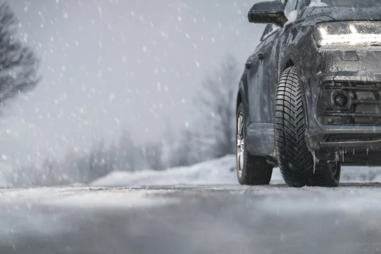 Nové letní a celoroční pneumatiky Nokian Tyres vynikají díky výjimečným testovacím možnostem ve zkušebních centrech