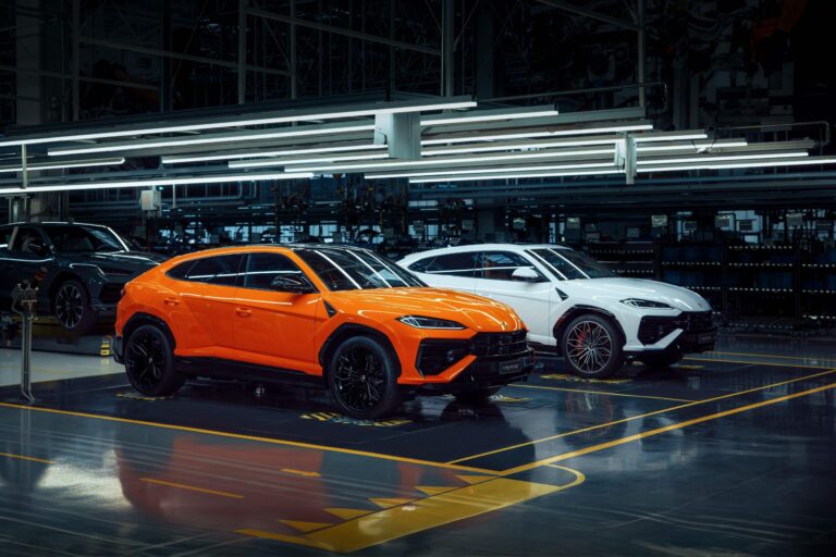 Faceliftované Lamborghini Urus SE se představuje. Je výkonnější, ale také elektrifikované