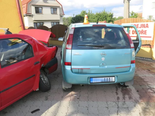 Co dělat, když vás nabourá nepojištěné auto? Řešení pro poškozeného existuje, škoda mu bude proplacena