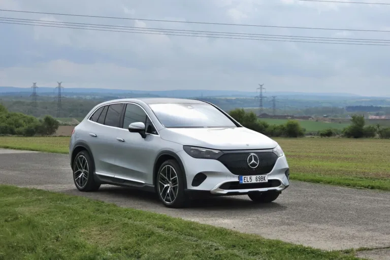 Test Mercedes-Benz EQE SUV: Luxusní elektrické SUV s překvapivou dynamikou